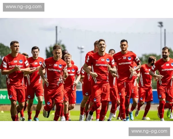 狮笼咆哮与老妇人的尊严：不伦瑞克vs柏林赫塔，这一战关乎信仰与重生